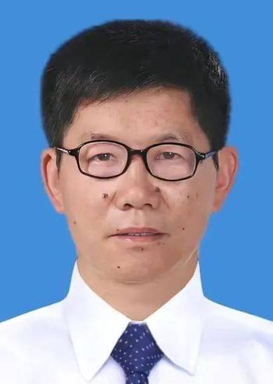 孝感高级中学体育老师名单,孝感高级中学体育老师名单照片