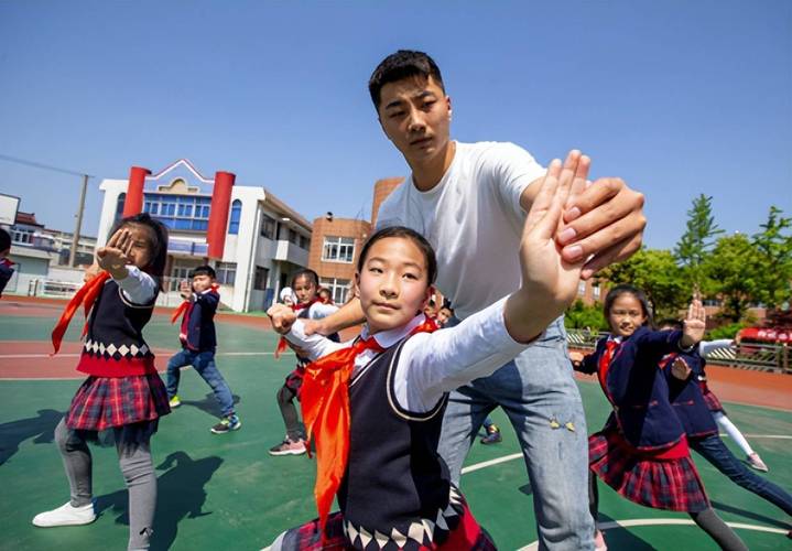 百步小学体育老师名单图片,百步小学体育老师名单图片大全