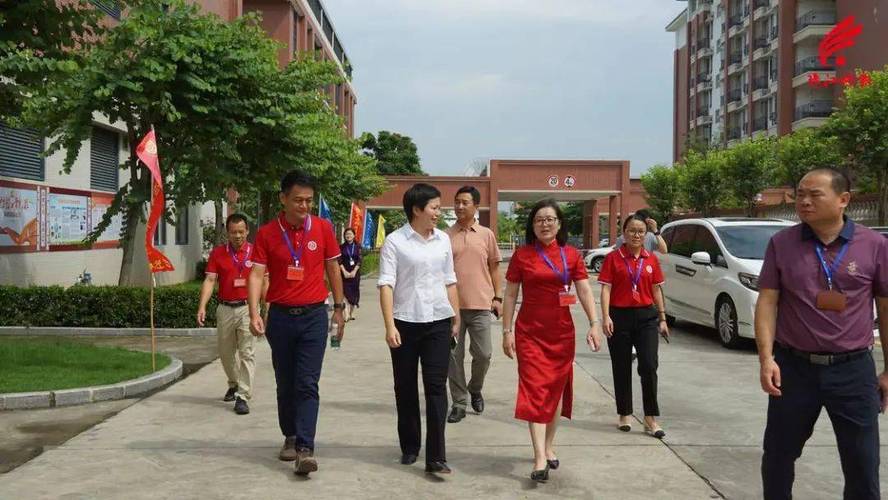 丹灶中学体育组长名单公示,丹灶镇初级中学校长