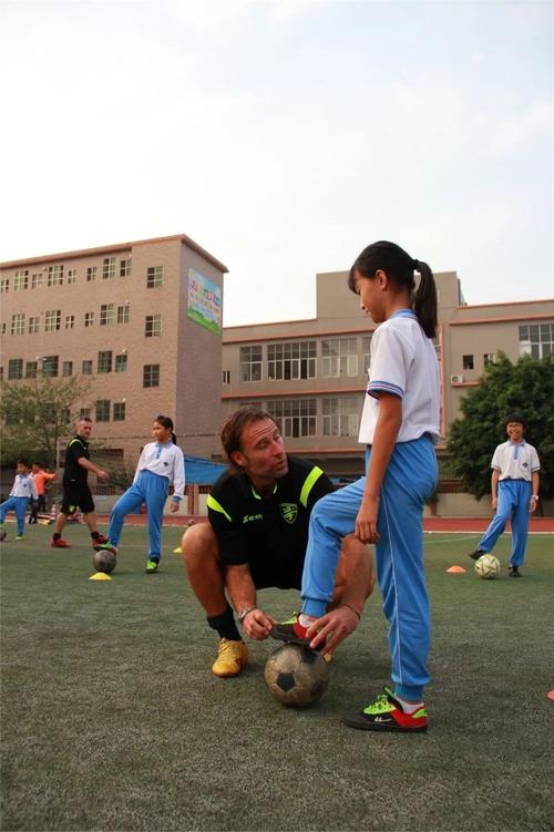 南畔华光小学体育老师名单,沙头南畔华光小学