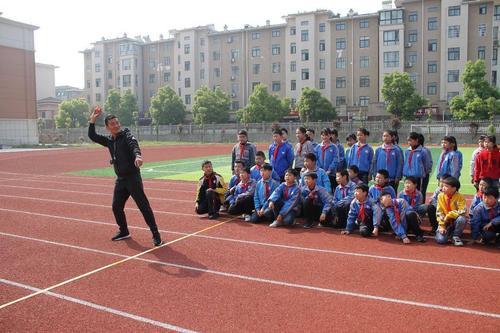 褚河小学体育教师名单公布,褚河中心小学